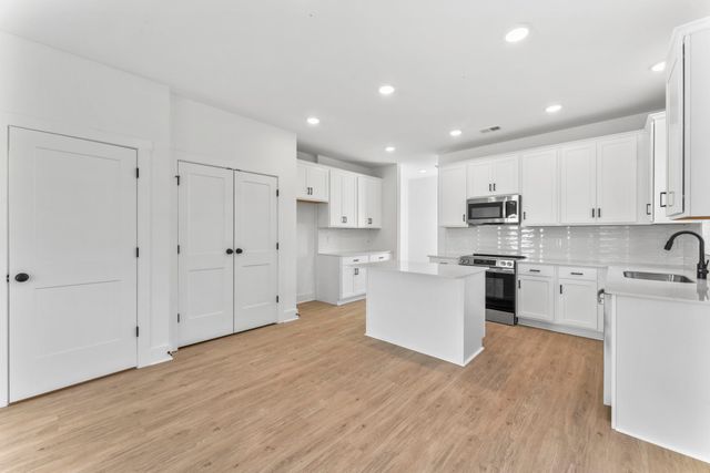 141 Rose Hannah Drive, Gallatin, TN 37066