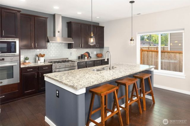 10219 125th Avenue NE, Kirkland, WA 98033