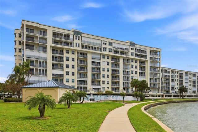 7932 SAILBOAT KEY BOULEVARD S 806, South Pasadena, FL 33707