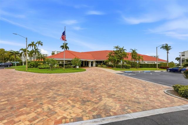 7932 SAILBOAT KEY BOULEVARD S 806, South Pasadena, FL 33707