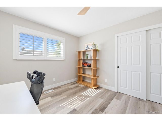 9012 W Center Ave, Lakewood, CO 80226