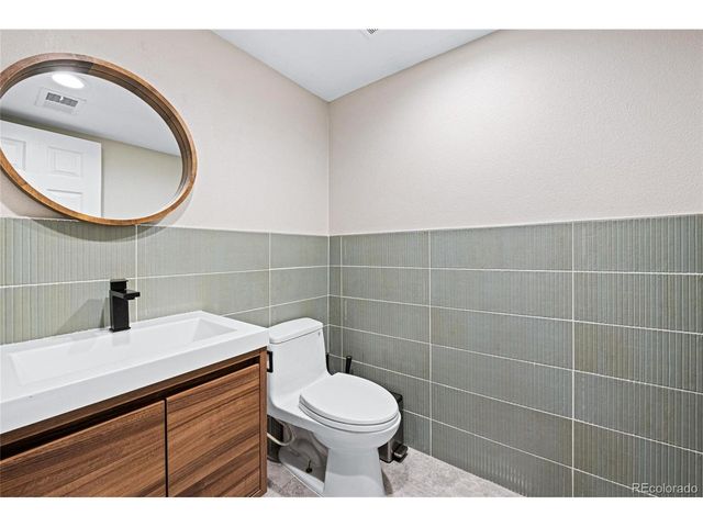 9012 W Center Ave, Lakewood, CO 80226