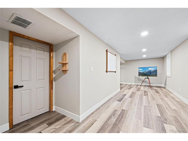 9012 W Center Ave, Lakewood, CO 80226
