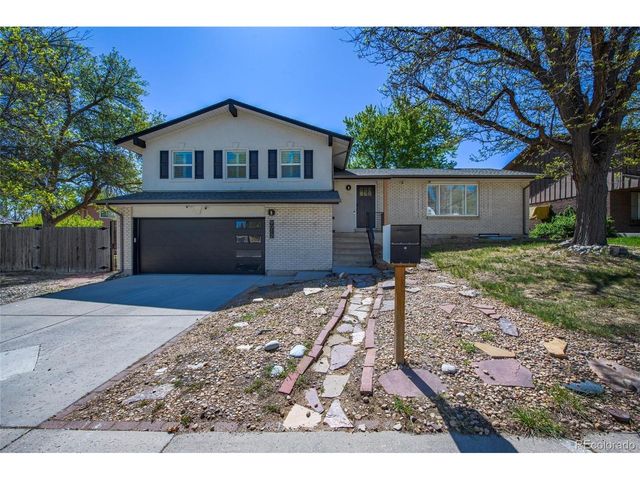 9012 W Center Ave, Lakewood, CO 80226