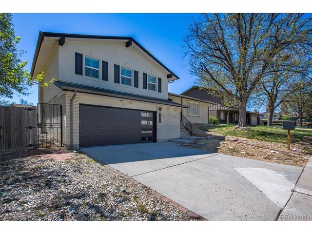 9012 W Center Ave, Lakewood, CO 80226