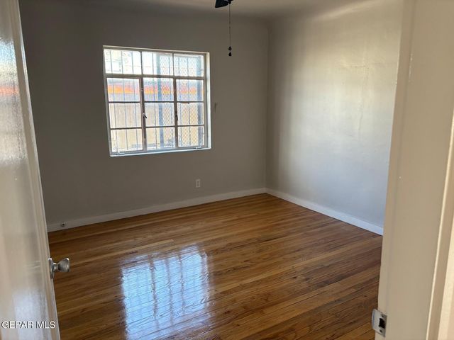 3801 Mountain Avenue, El Paso, TX 79930