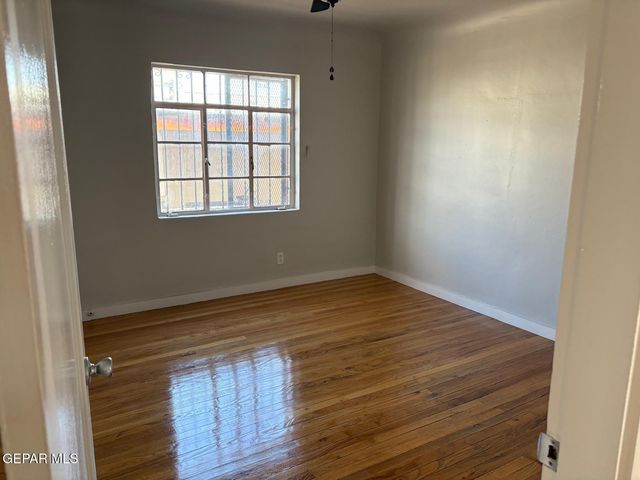3801 Mountain Avenue, El Paso, TX 79930