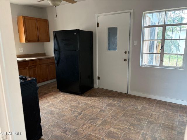 3801 Mountain Avenue, El Paso, TX 79930