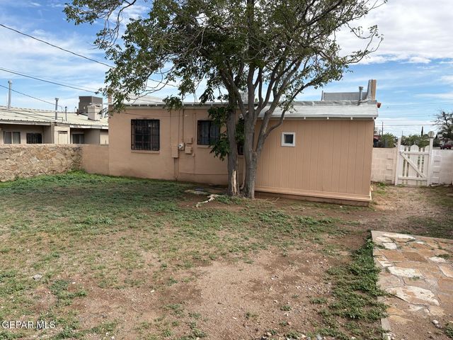 3801 Mountain Avenue, El Paso, TX 79930