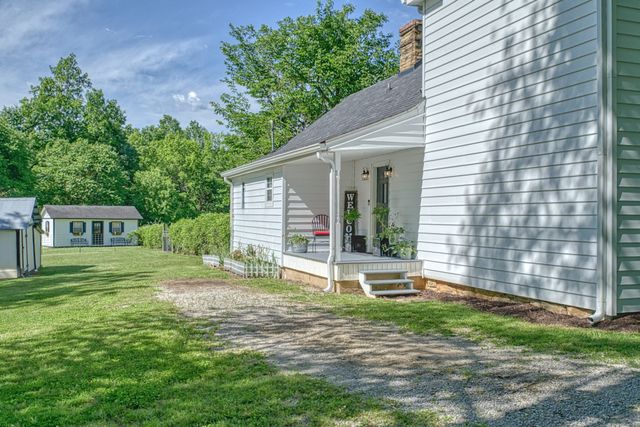 427 Frank Sims Rd, Sparta, TN 38583