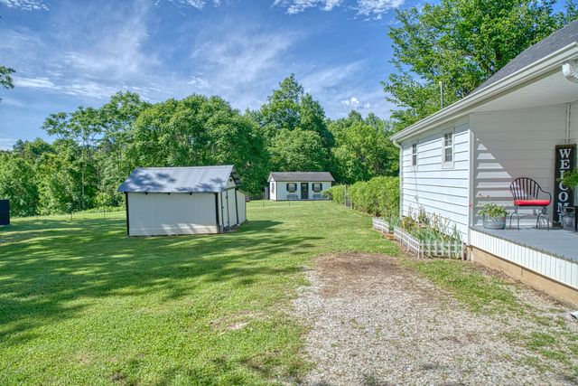 427 Frank Sims Rd, Sparta, TN 38583