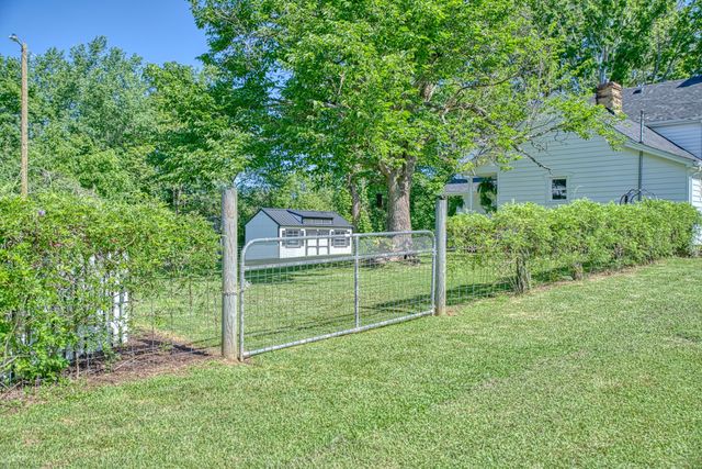 427 Frank Sims Rd, Sparta, TN 38583