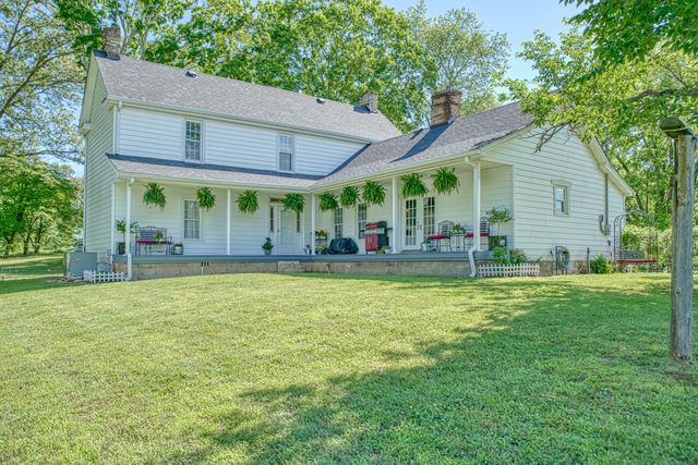 427 Frank Sims Rd, Sparta, TN 38583