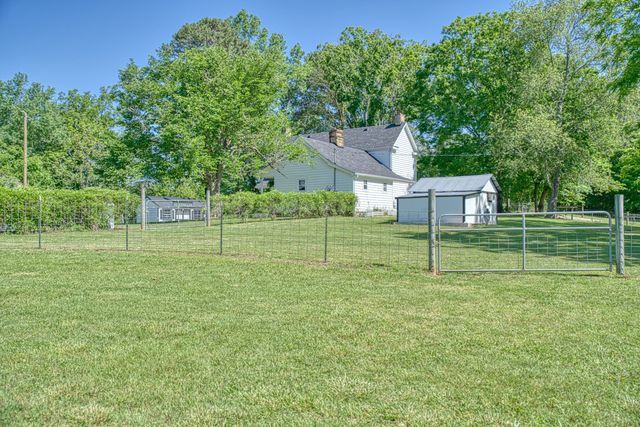 427 Frank Sims Rd, Sparta, TN 38583
