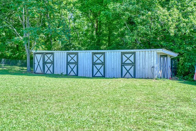 427 Frank Sims Rd, Sparta, TN 38583