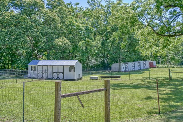 427 Frank Sims Rd, Sparta, TN 38583