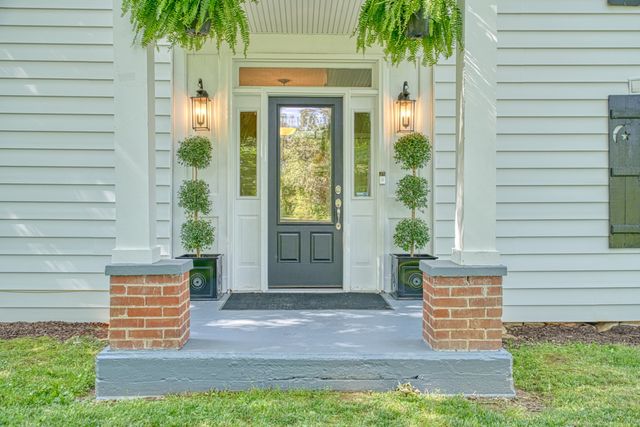 427 Frank Sims Rd, Sparta, TN 38583