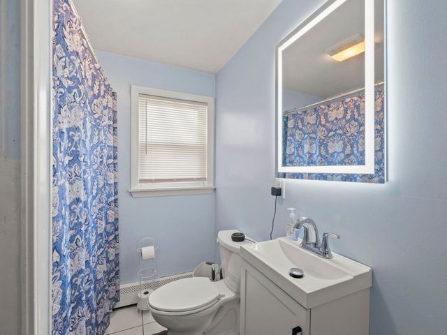 117 Pond Street, Newton, NH 03858