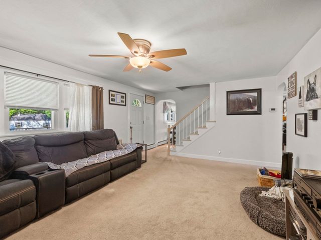 117 Pond Street, Newton, NH 03858