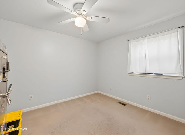 117 Pond Street, Newton, NH 03858