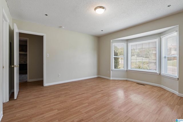1129 KING ARTHUR COURT, Alabaster, AL 35007