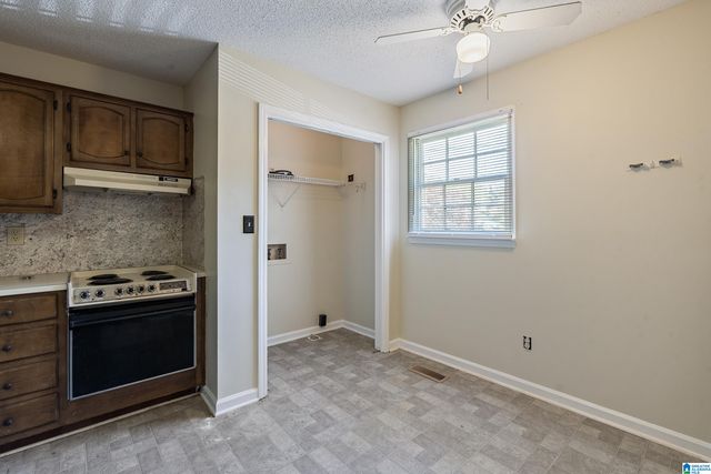 1129 KING ARTHUR COURT, Alabaster, AL 35007
