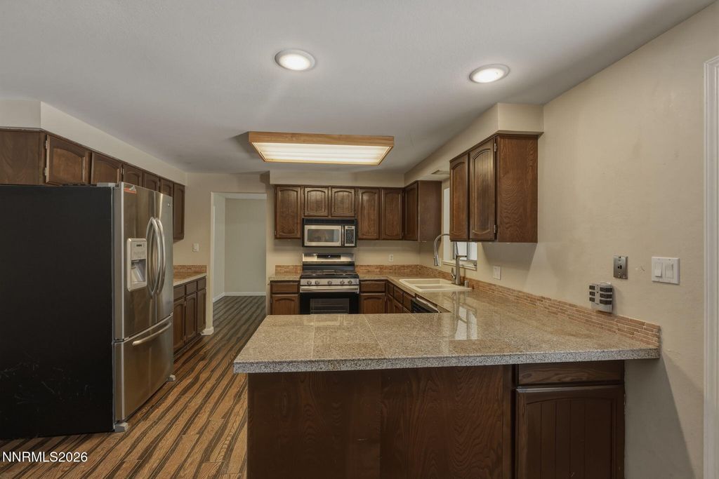 Image 10 of property listing at 201 Simone Avenue, Carson City, NV 89701