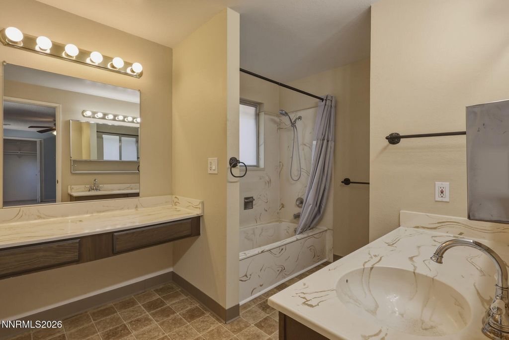 Image 17 of property listing at 201 Simone Avenue, Carson City, NV 89701