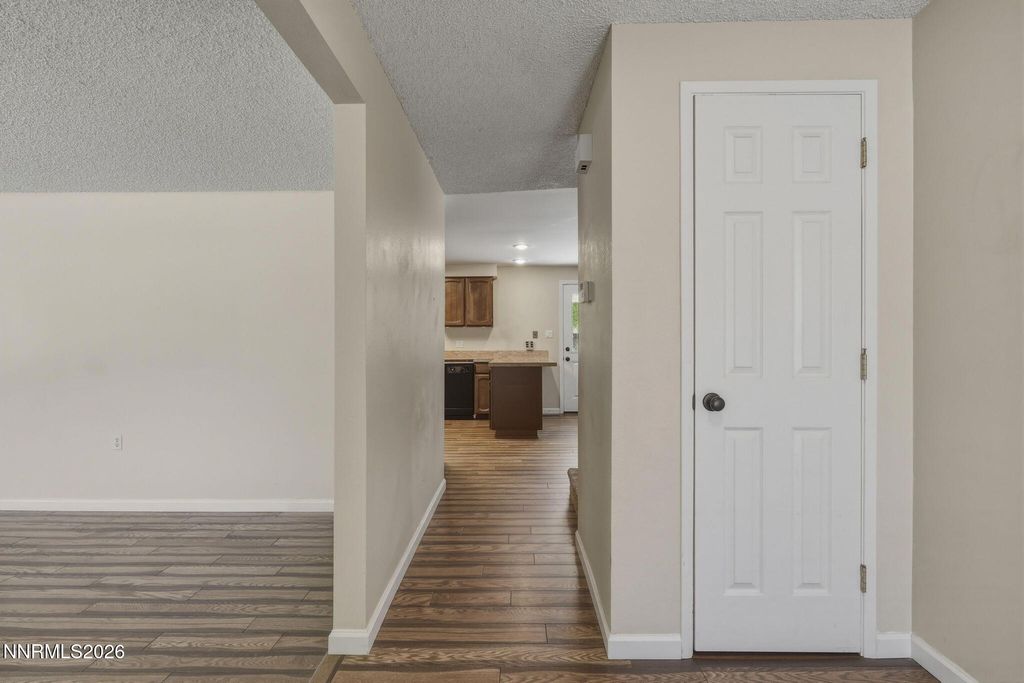 Image 5 of property listing at 201 Simone Avenue, Carson City, NV 89701