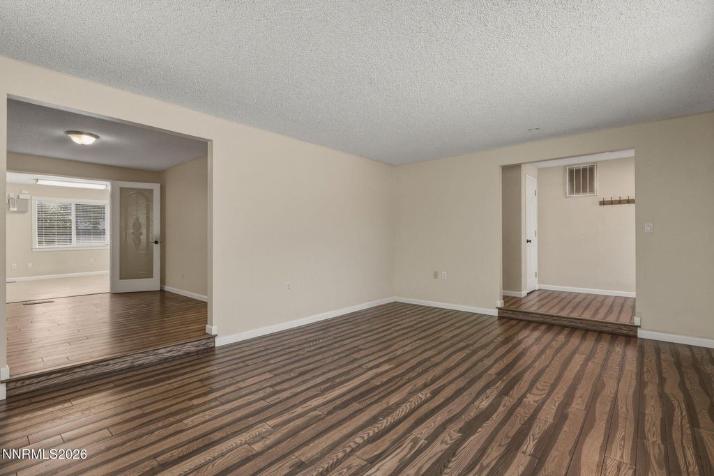 Image 7 of property listing at 201 Simone Avenue, Carson City, NV 89701
