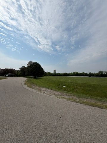 36650 N Kimberwick Lane, Wadsworth, IL 60083