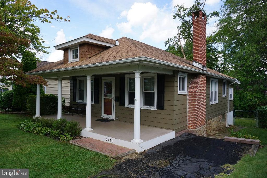 2441 ARLINGTON AVE, Abington, PA 19001