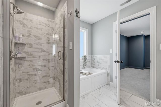 6980 Tholozan Avenue, St Louis, MO 63109
