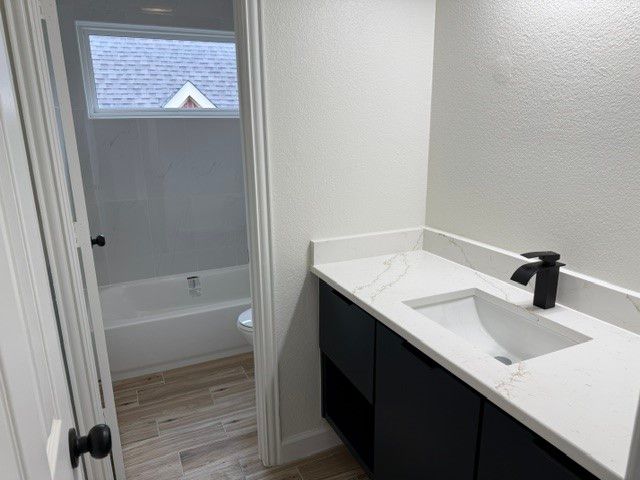 618 W Muirfield Road, Garland, TX 75044