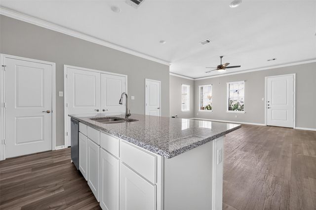 18724 Crescent Trails Circle, Montgomery, TX 77356