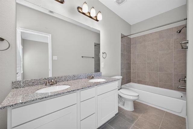18724 Crescent Trails Circle, Montgomery, TX 77356