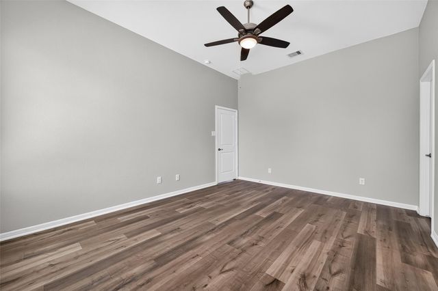 18724 Crescent Trails Circle, Montgomery, TX 77356