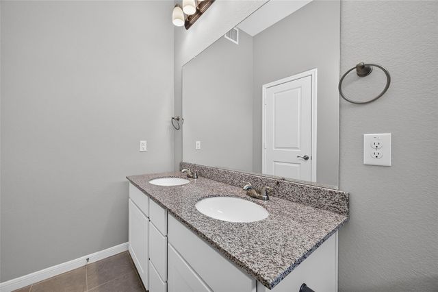 18724 Crescent Trails Circle, Montgomery, TX 77356