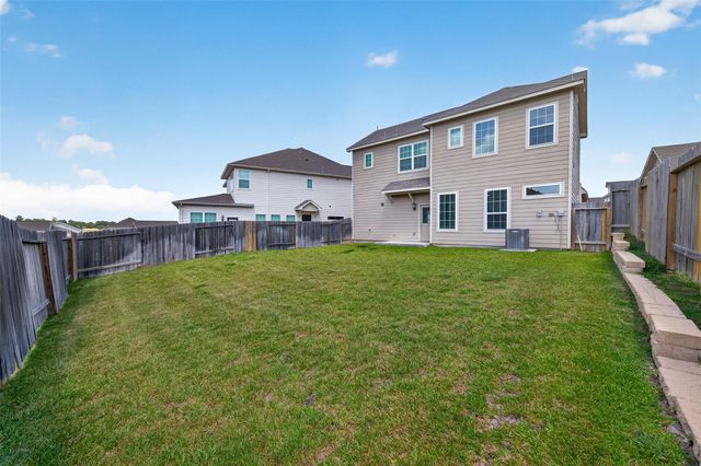 18724 Crescent Trails Circle, Montgomery, TX 77356