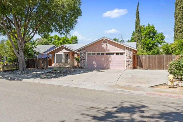 613 Hillstock Ct, Patterson, CA 95363