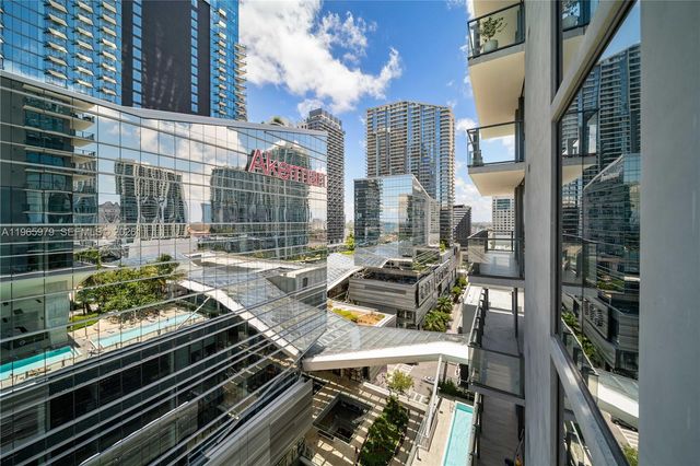 68 SE 6th St 1201, Miami, FL 33131