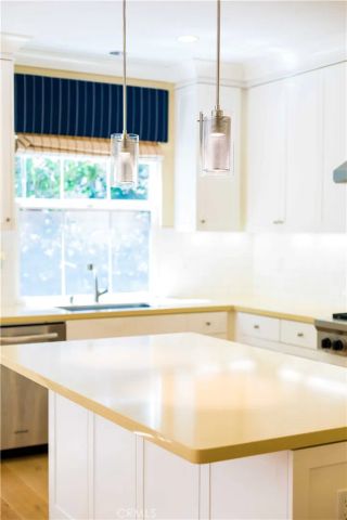 132 Stallion, Irvine, CA 92602