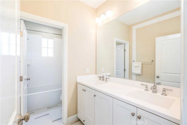 132 Stallion, Irvine, CA 92602