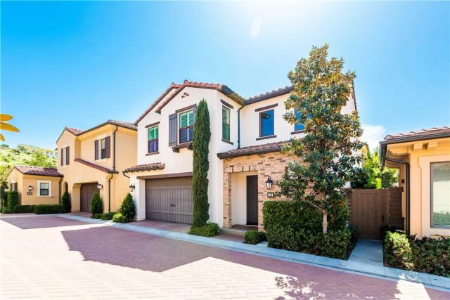 132 Stallion, Irvine, CA 92602