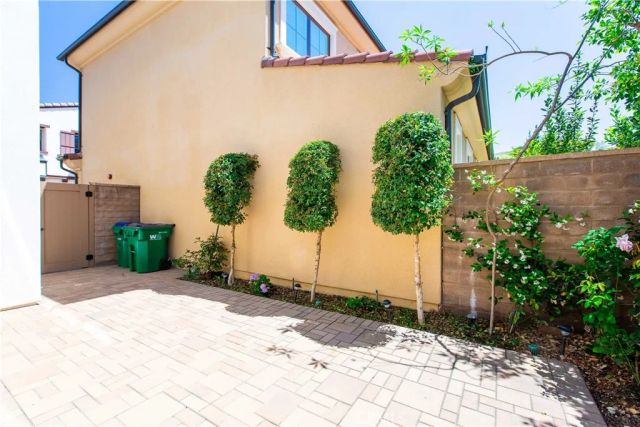 132 Stallion, Irvine, CA 92602