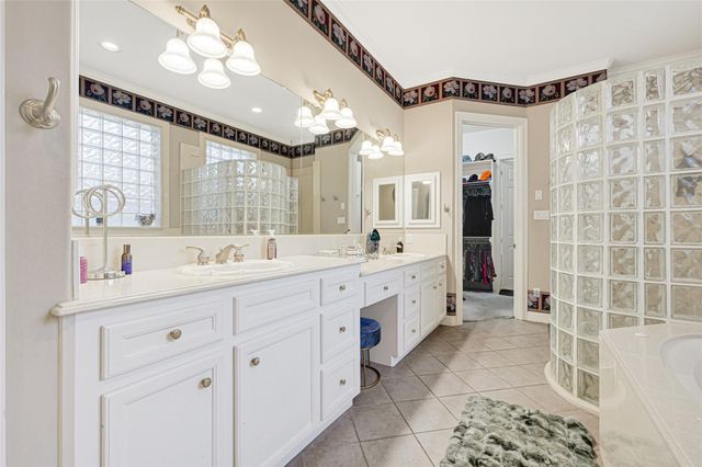 122 Marble Staff Court, Houston, TX 77069