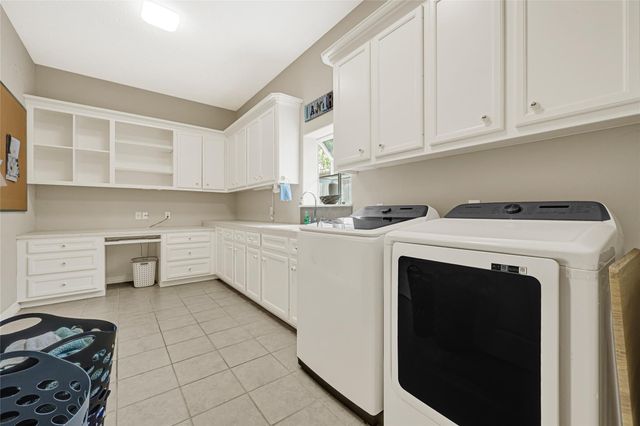 122 Marble Staff Court, Houston, TX 77069