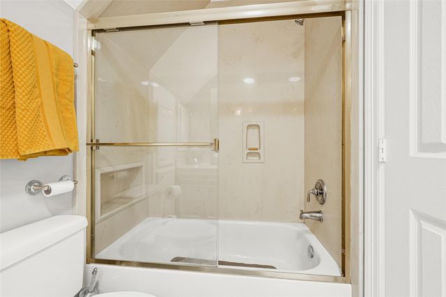 122 Marble Staff Court, Houston, TX 77069