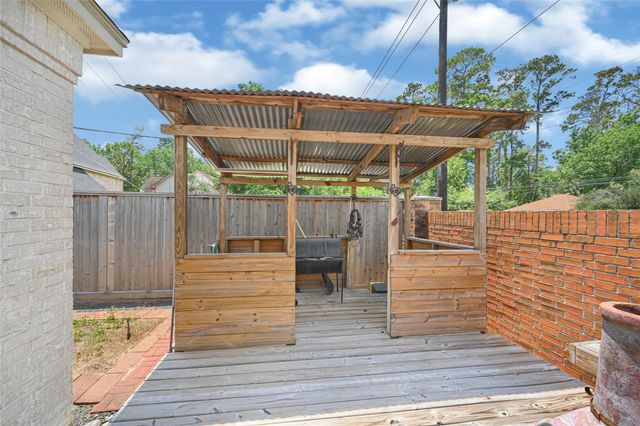 122 Marble Staff Court, Houston, TX 77069