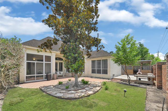 122 Marble Staff Court, Houston, TX 77069